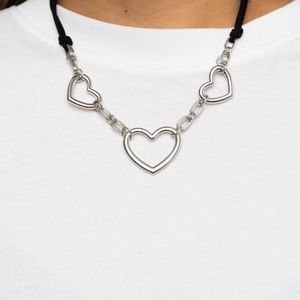 Fashionable Flirt - Black